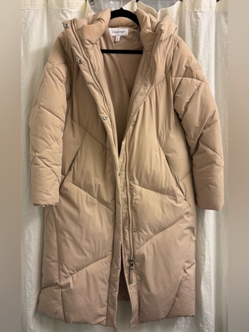 Calvin Klein Quilted Maxi Puffer Jacket / Barley / M